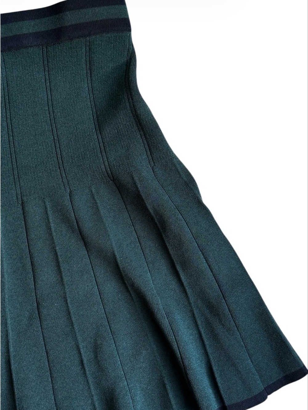 House of Harlow 1960 Dark Green Pleated Mini Skirt Size Small NWT - Picture 4 of 9